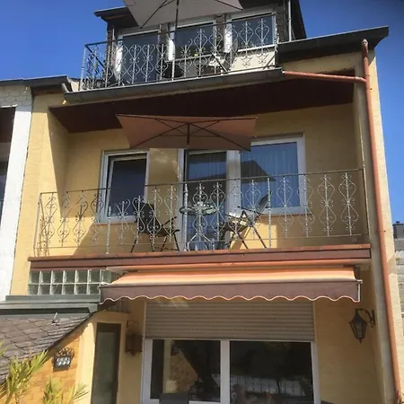 Ferienwohnung Mendgen Mit Panoramablick Bernkastel-Kues Exterior photo